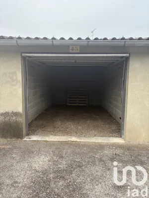 Parking à Troyes (10000)