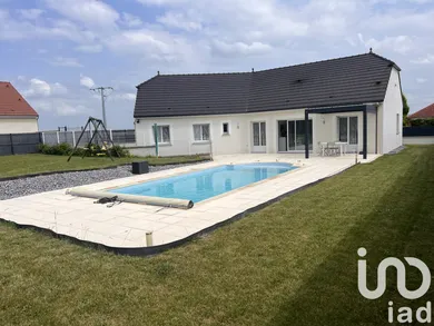 Traditional house at Lavau (10150)