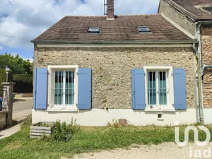 Maison de village à La Celle-les-Bordes (78720)