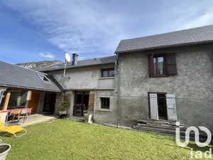 Maison de village à Campan (65710)