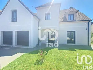 Maison traditionnelle à Gretz-Armainvilliers (77220)
