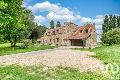 Mansion at Le Plessis-Feu-Aussoux (77540)