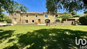Mansion at Uchaux (84100)