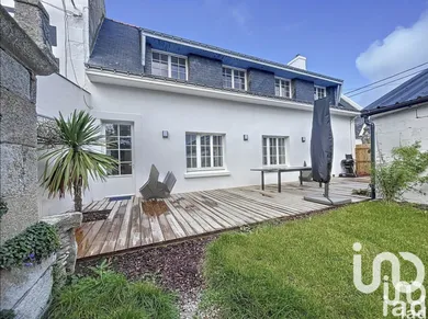House at Quiberon (56170)