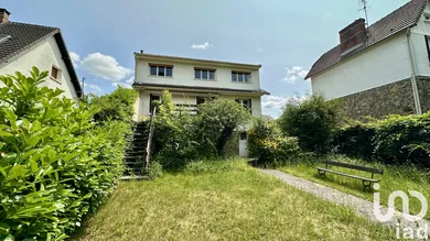 House at Sainte-Geneviève-des-Bois (91700)