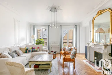 Appartement à Versailles (78000)