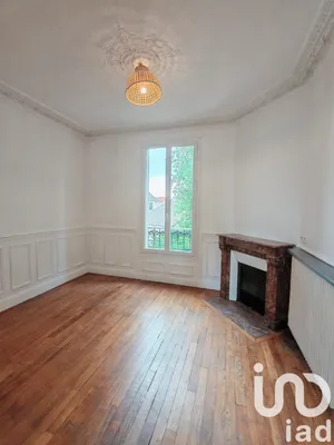 Apartment at Villemomble (93250)