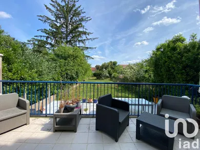 Traditional house at Ermont (95120)