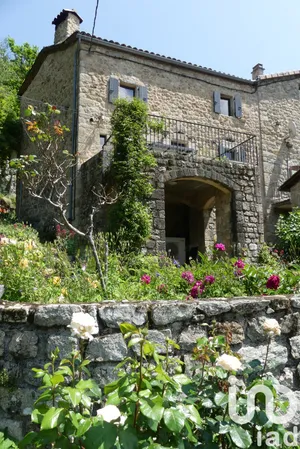 Maison de village à Burzet (07450)