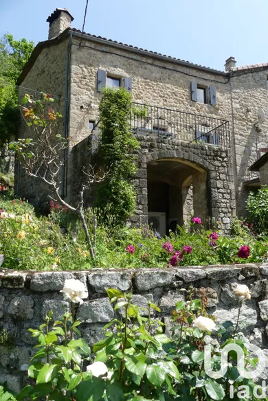 Village house at Burzet (07450)