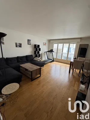Apartment at Paris (75015)