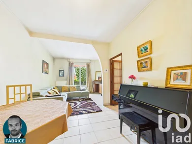 House in Maisons-Alfort (94700)