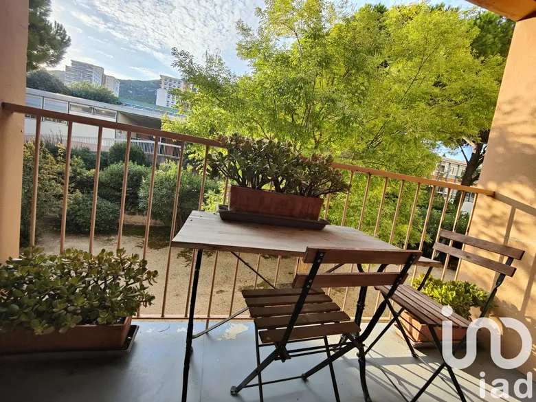 Appartement 3 pièces 63 m² · à Marseille · 63 m² · 175 000 €