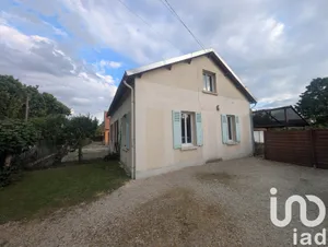House at Fontaine-les-Grès (10280)