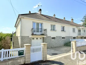 Traditional house at Meslay-du-Maine (53170)