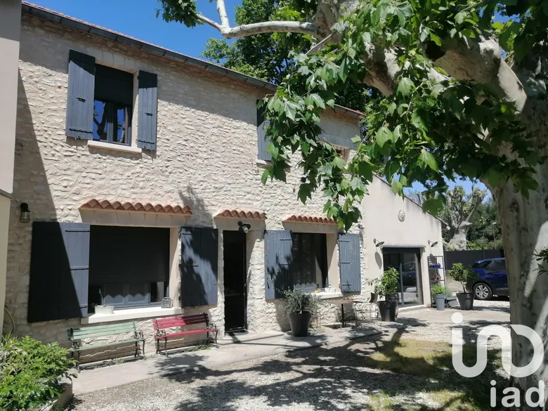 Maison 6 pièces 141 m² · à Avignon · 141 m² · 393 000 €
