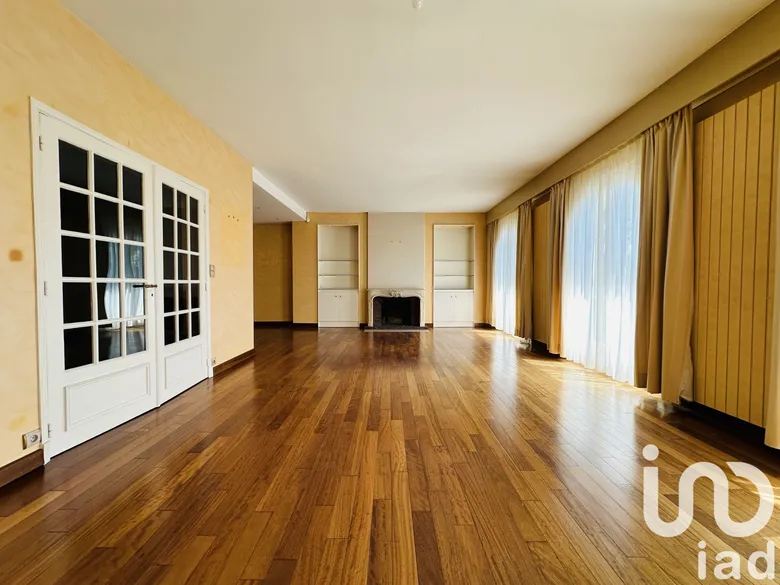 Maison 7 pièces 267 m² · à Arras · 267 m² · 275 000 €