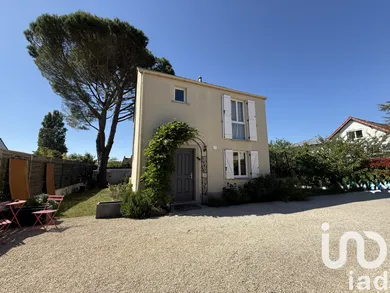 House at Draveil (91210)