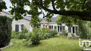 Maison traditionnelle à Roissy-en-Brie (77680)