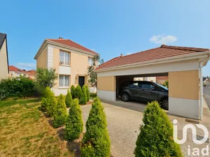 House at Chevry-Cossigny (77173)