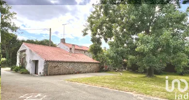 Longere in Venansault (85190)