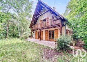 Traditional house at Glisolles (27190)