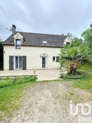 Maison traditionnelle à Neuville-Bosc (60119)