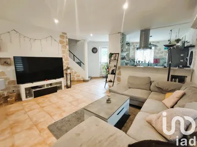 Maison de village à Névian (11200)