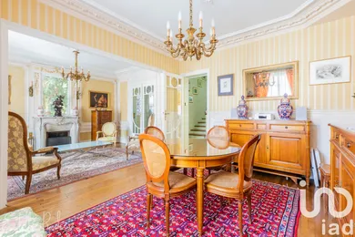 Mansion in Villejuif (94800)