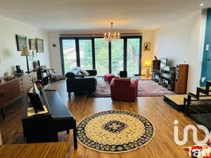 Architectural house in Bourgoin-Jallieu (38300)