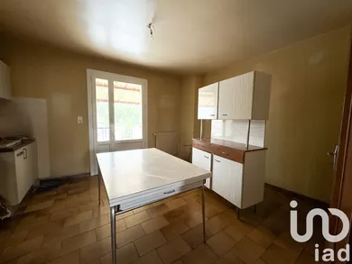 Townhouse in Sainte-Livrade-sur-Lot (47110)