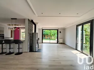 Traditional house in Saint-Hilaire-de-Loulay (85600)