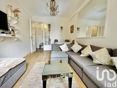 Apartment in Paris (75005)