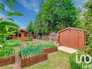 Park home at Moreuil (80110)