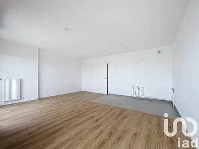 Apartment in Reims (51100)