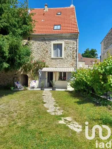 Maison de village à Senlisse (78720)