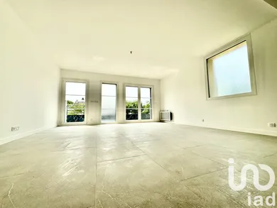 Apartment in Roinville (91410)