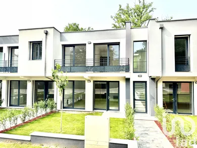 Apartment at Roinville (91410)