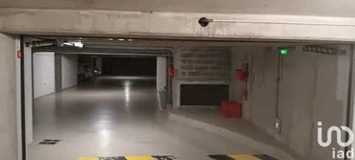 Parking at Clichy (92110) — 2/9