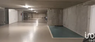 Parking at Clichy (92110) — 4/9