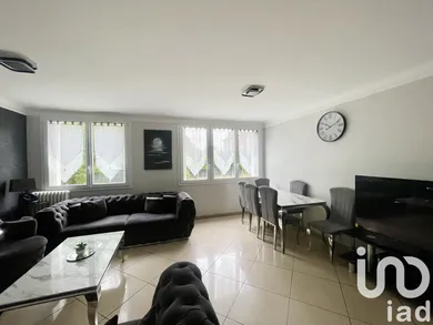 Apartment in Villiers-le-Bel (95400)