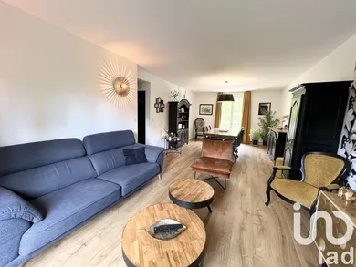 House in Bonchamp-lès-Laval (53960)