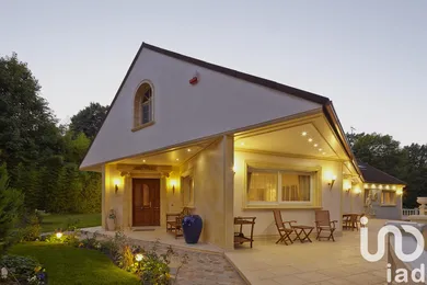 House at Magny-le-Hongre (77700)