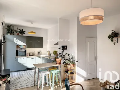Appartement à Marseille (13004) — 3/8