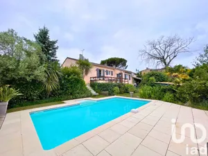 Park home in Blaye (33390)