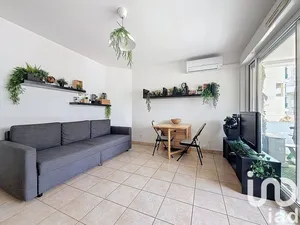 Appartement à Hyères (83400)