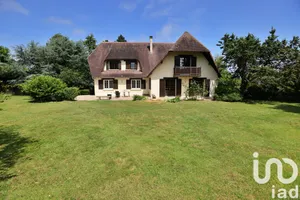 Maison traditionnelle à Périers-sur-le-Dan (14112)