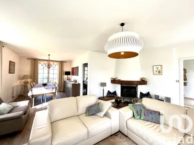 House at Vierville-sur-Mer (14710)