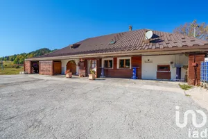 Maison de campagne à Prémanon (39220)