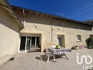 Maison de campagne à Vélines (24230)